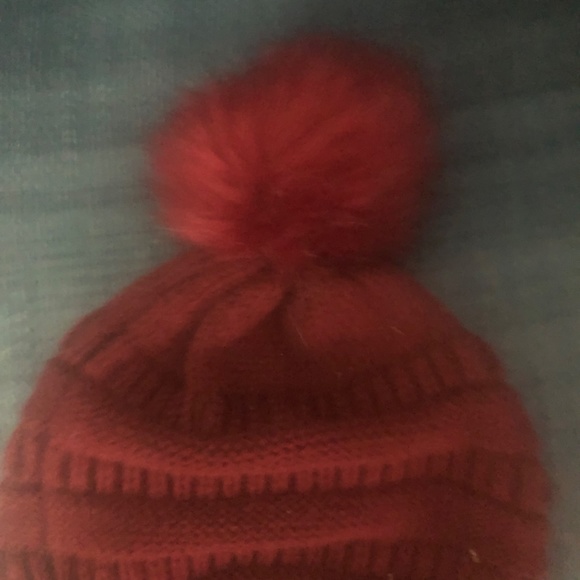 Winter hat - Picture 2 of 3